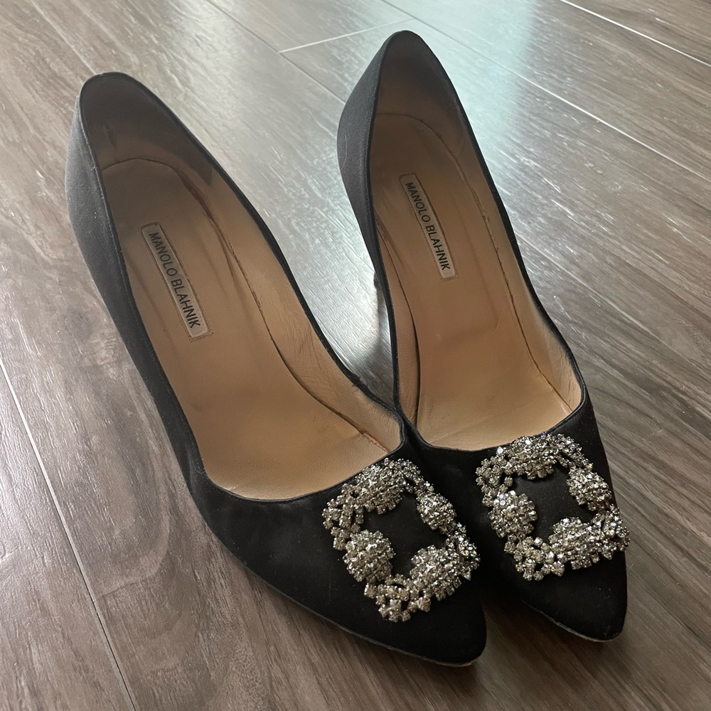Manolo Blahnik Hangisi Pumps